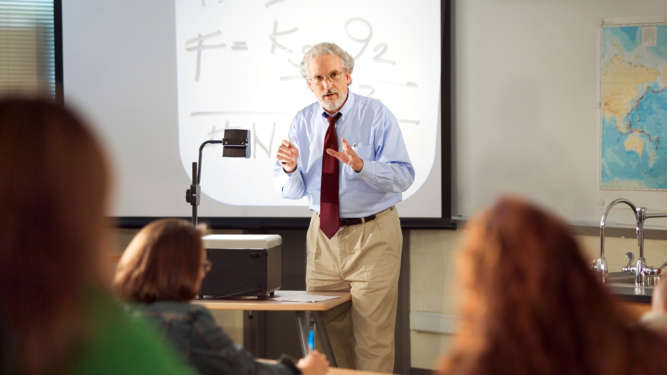 The Overhead Projector: A Classic Presentation Tool That Endures
