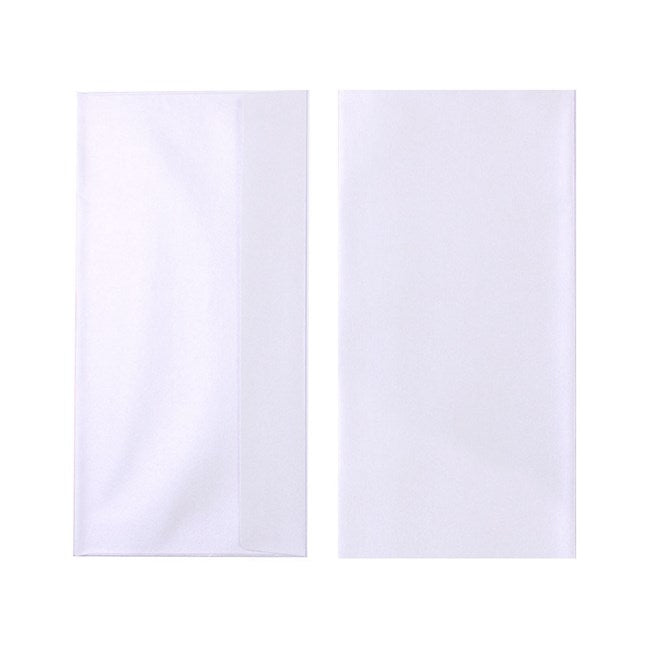 Two Quill Metallique DL envelopes in Moonstone on a white background, one showing the back with its flap and one showing the plain front