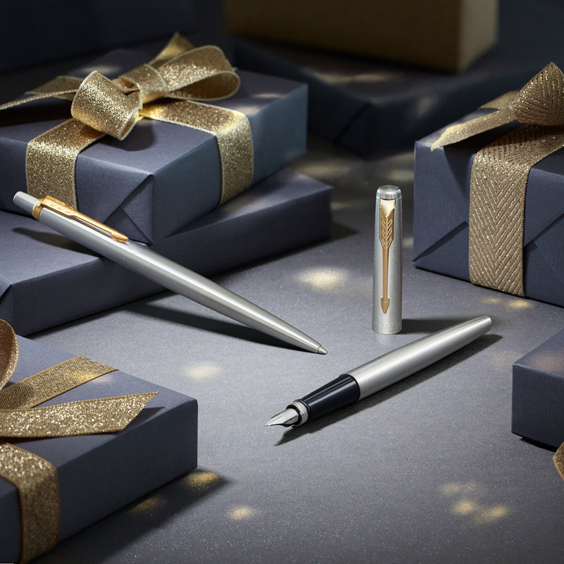 Parker Jotter Fountain Pen Stainless Steel and Chrome Trim Medium Nib