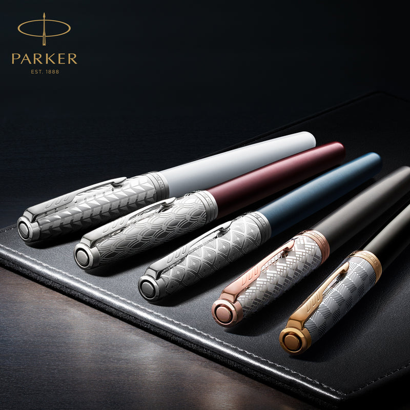 Parker Sonnet Premium Ballpoint Pen Metal Black Lacquer and Gold Trim Medium Tip