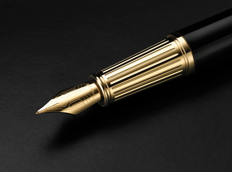 Parker Ingenuity Fountain Pen Black Lacquer and Gold Trim Fine Nib