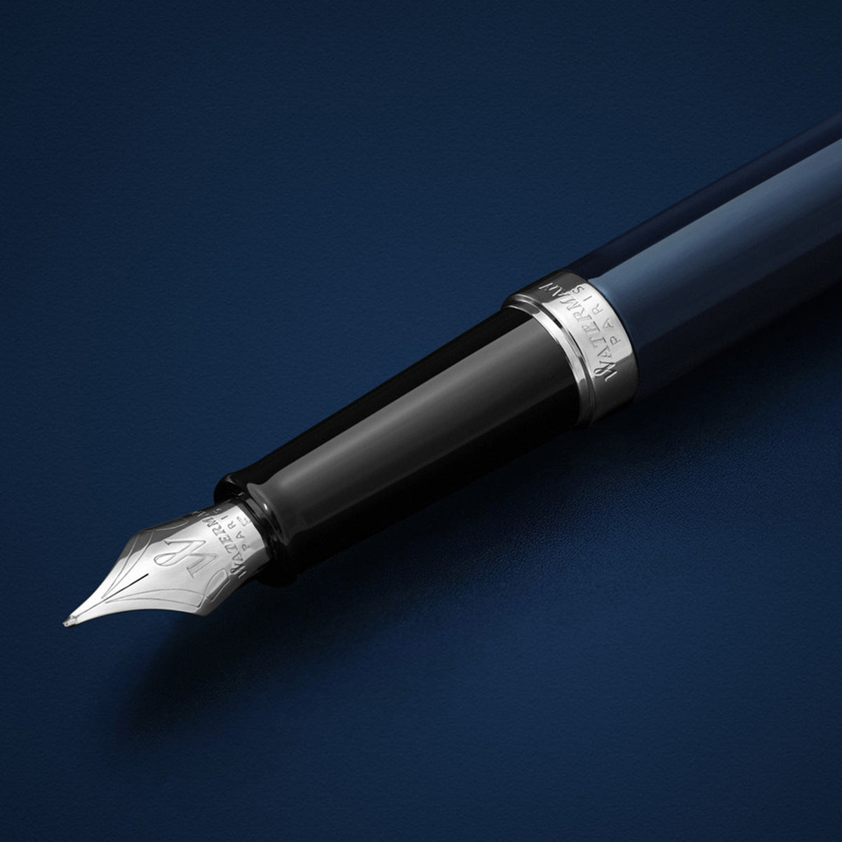 Waterman Hemisphere Blue Lacquer Chrome Trim Fountain Pen Medium Nib