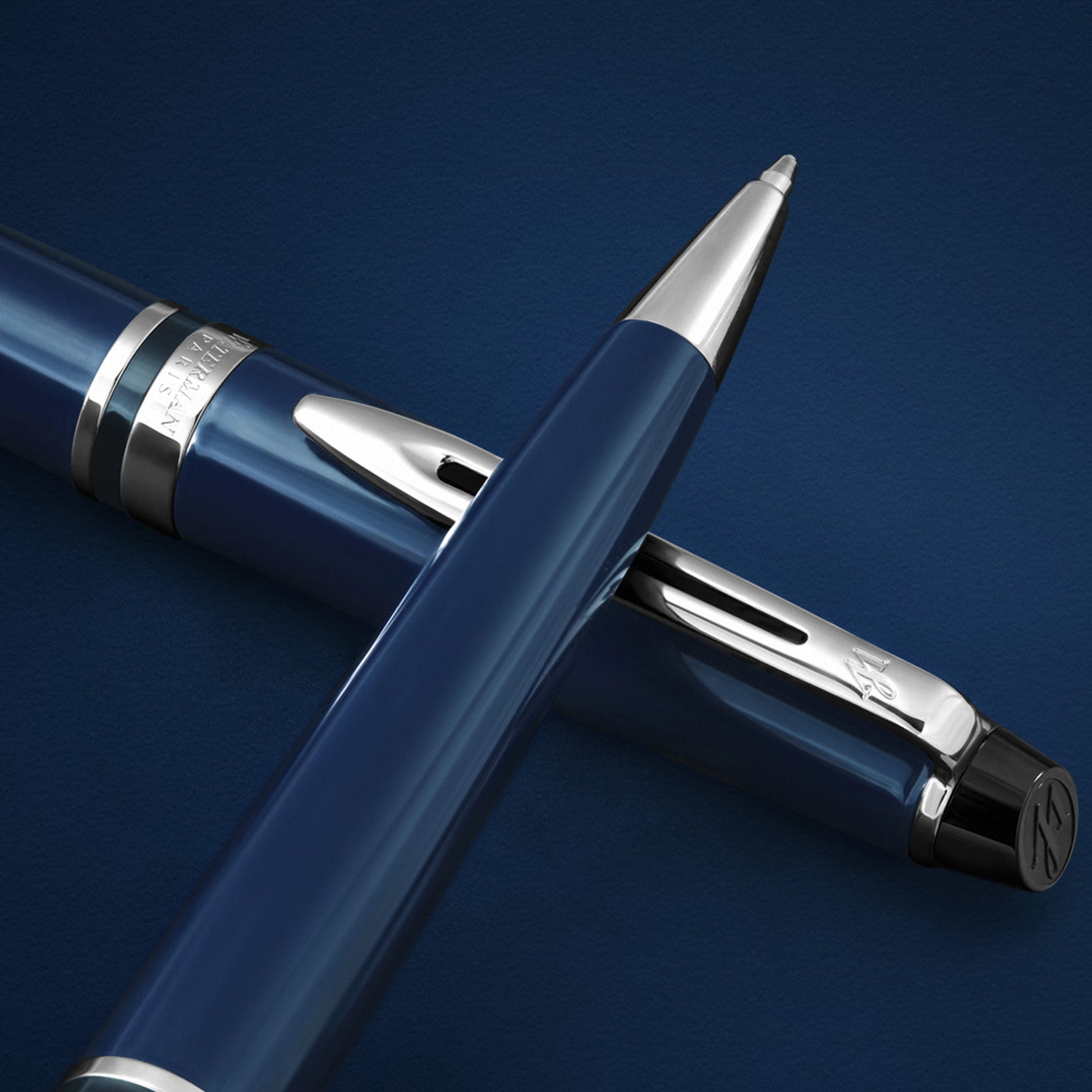 Waterman Expert Blue Lacquer Chrome Trim Ballpoint Medium Tip