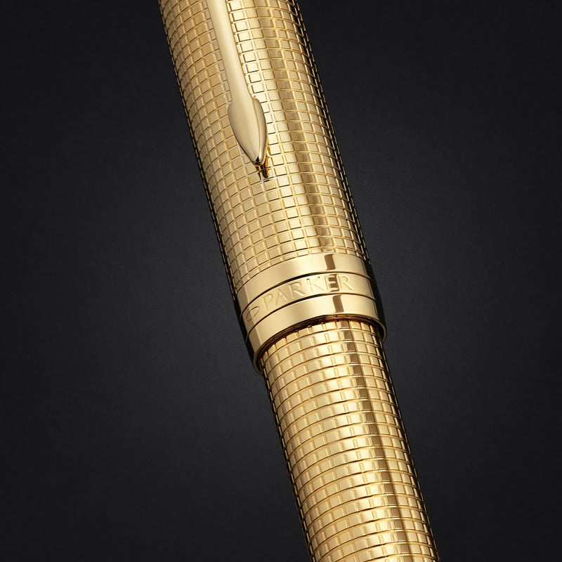 Parker Sonnet Cisele Fountain Pen Golden Gold Trim Fine Nib
