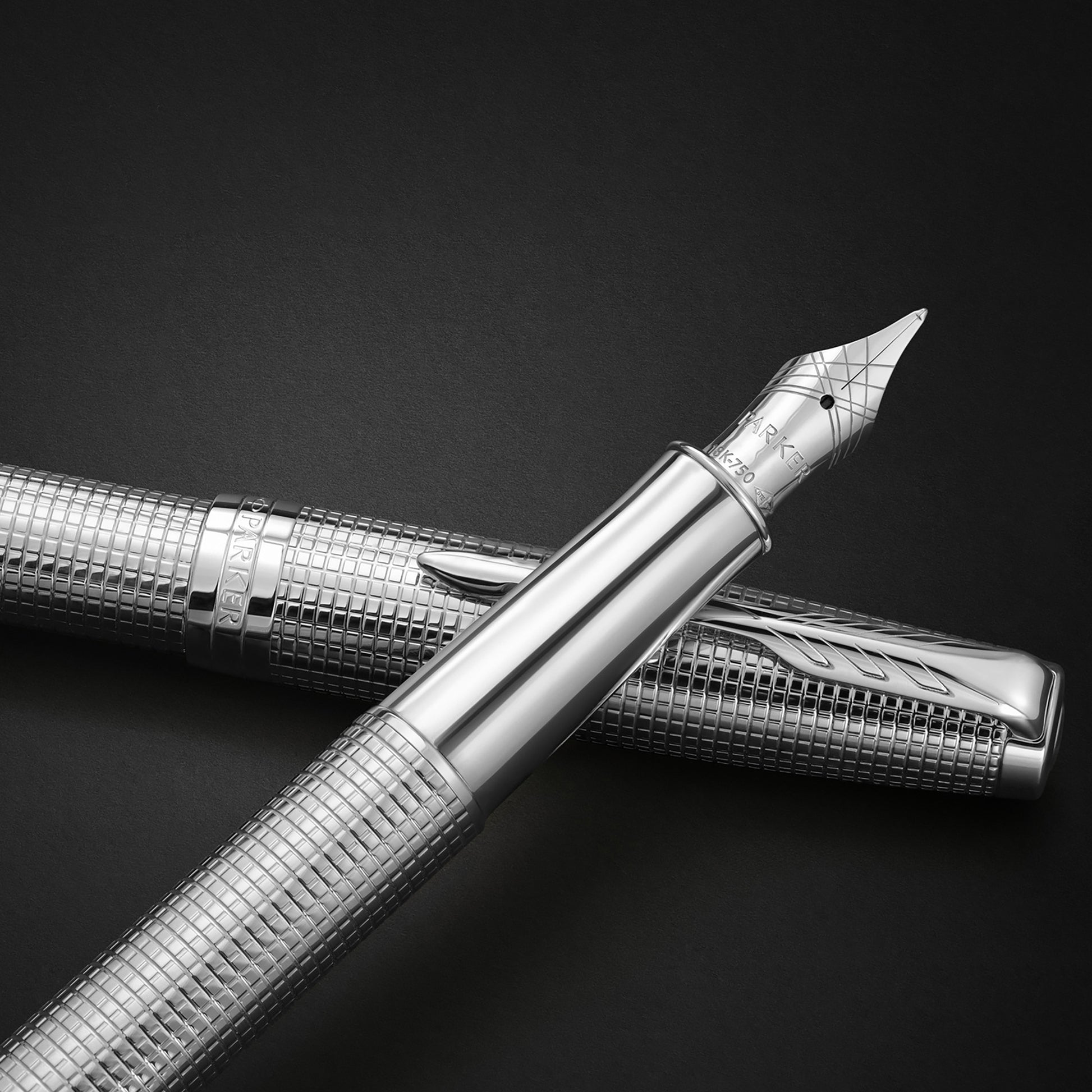 Parker Sonnet Cisele Fountain Pen Palladium Chrome Trim Fine Nib