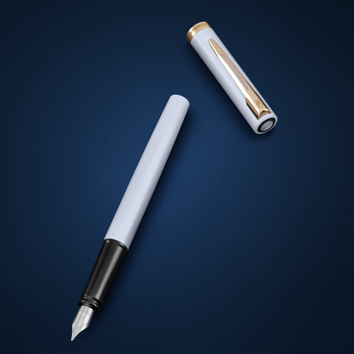 Waterman Impression Fountain Pen White with Gold Trim Medium Nib Blue Ink Gift Box