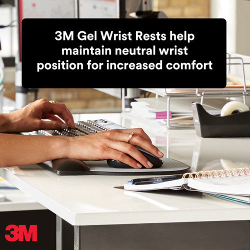 3M Precise Mousing Surface with Gel Wrist Rest MW310LE 234 x 221mm Black and Silver