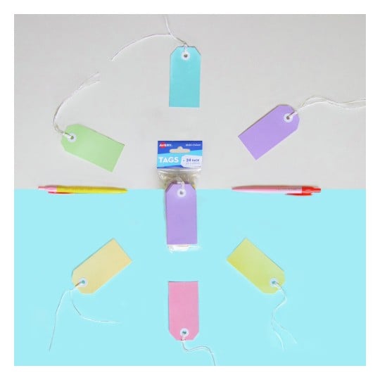 Avery 13207 pastel multi-colour tags with string, 96 x 48mm, pack of 24