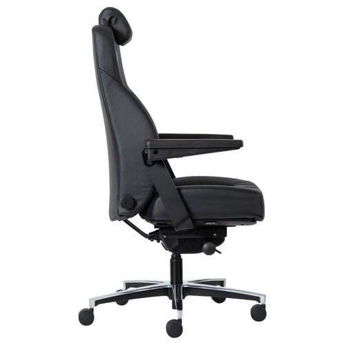 Three-quarter angle of Buro Maverick 24/7 chair highlighting polished aluminium base and castors