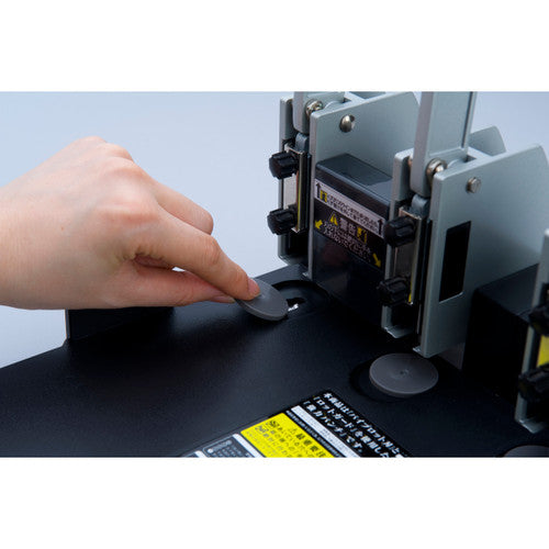 Carl 123N hole punch showing ergonomic handle and reinforced metal body