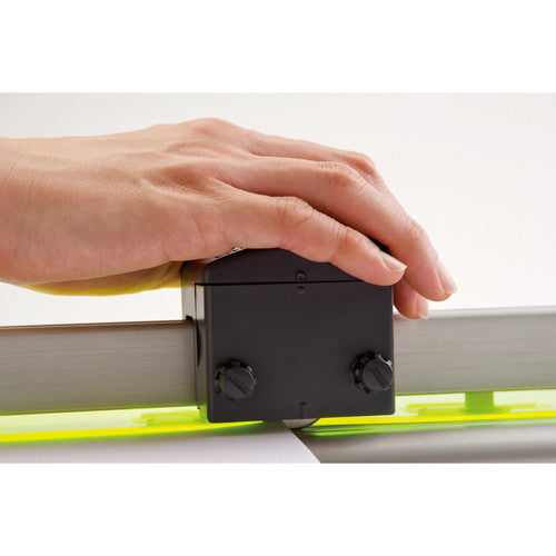 Carl DC230N paper trimmer blade holder and enclosed rotary blade detail