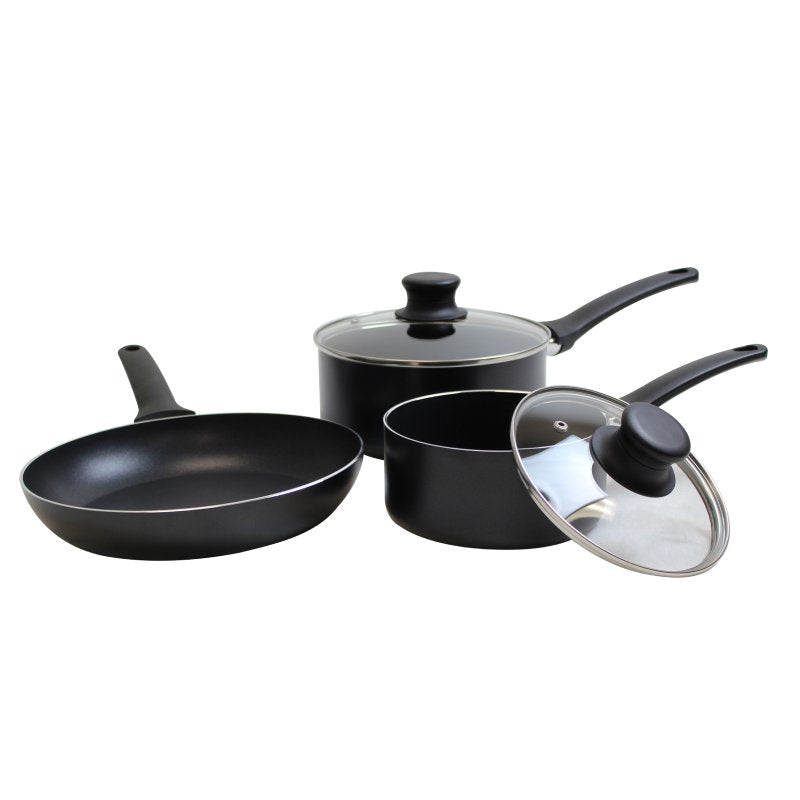 The pressed range together: the 26 cm frypan beside two black non-stick saucepans with glass lids, one lid removed