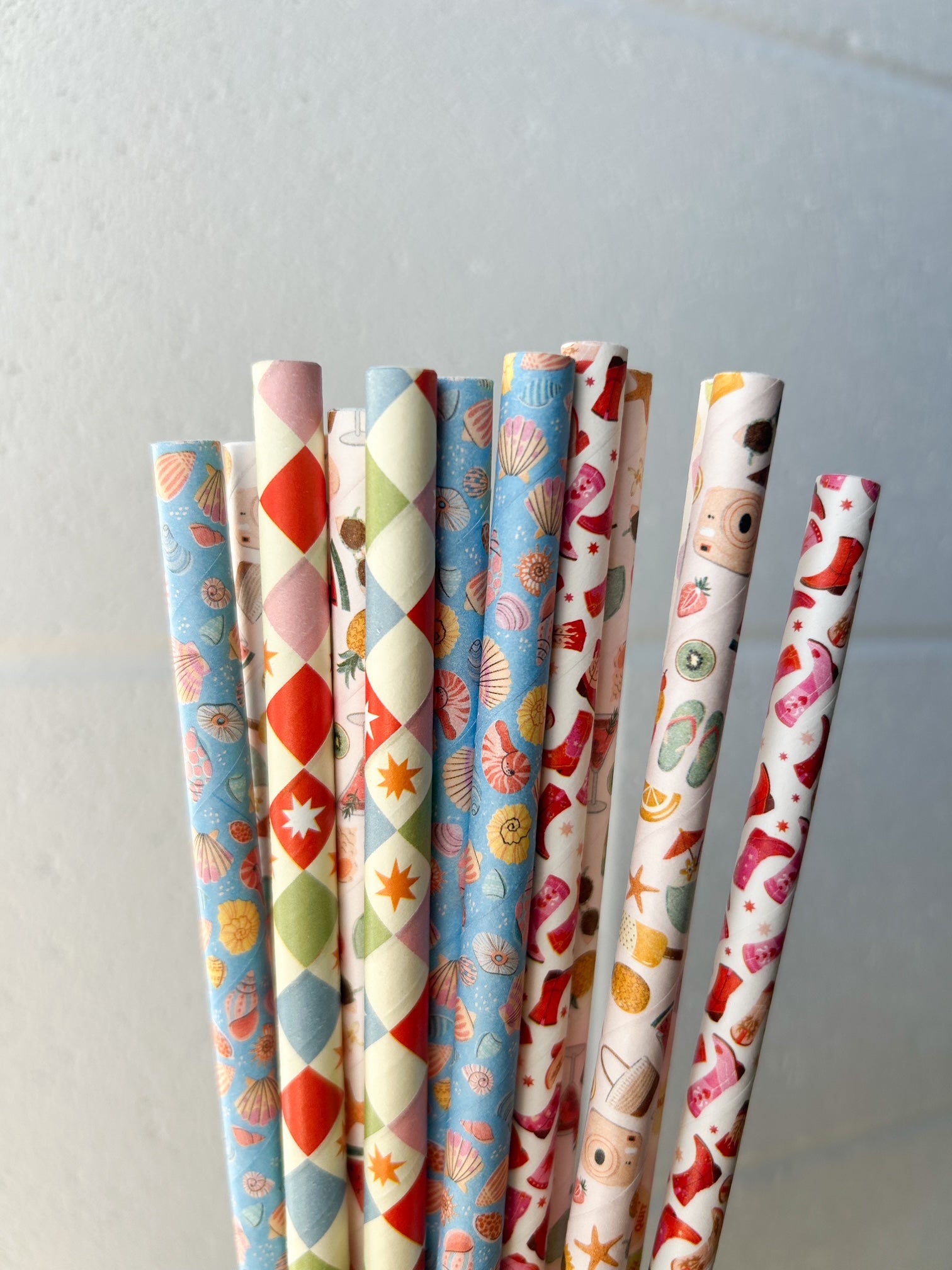 Creative Cafe Co 4ply Jumbo 8mm Paper Straws Donuts Carton 2400-1