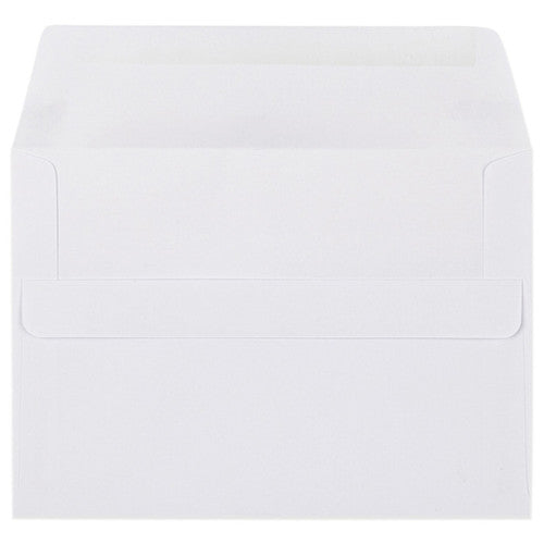 Cumberland 604211 C6 self seal envelope detail showing peel-and-press closure and plain white face at 114 x 162mm standard format