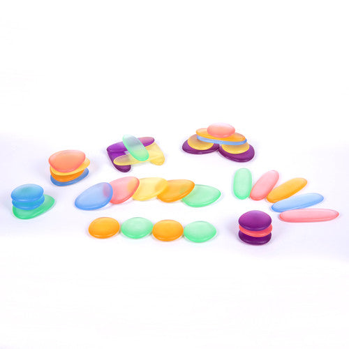 36 transparent pebbles in six clear colours and three shapes