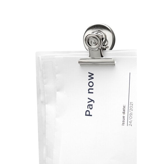 Esselte magnetic letter clip holding a clear sleeve with a printed Pay now notice to a white metal surface