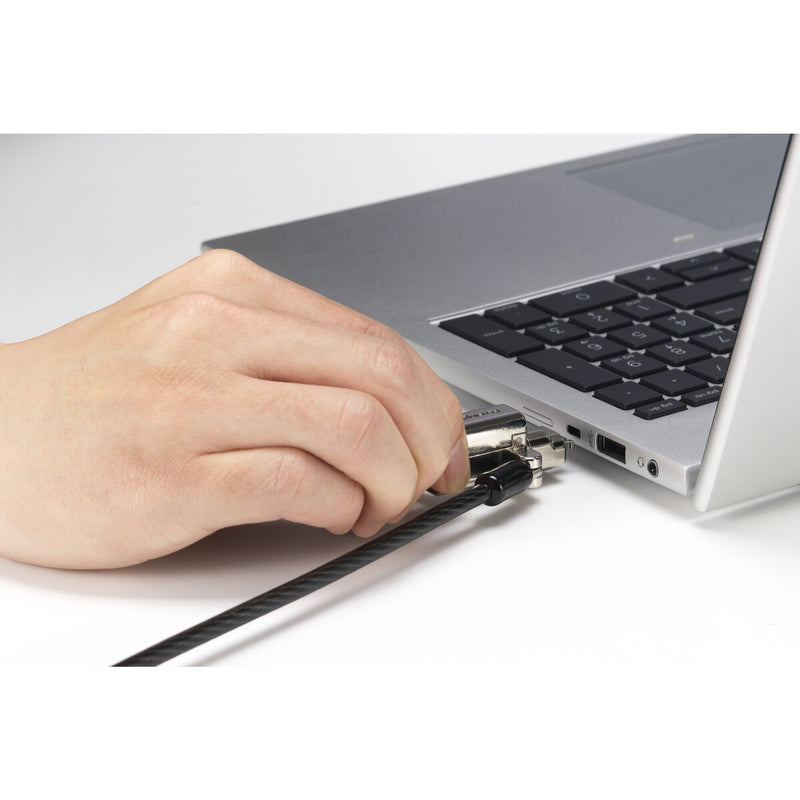 Kensington Universal 3-in-1 2.0 keyed laptop lock shown with its retail packaging, black lock head and cable presented against a white background