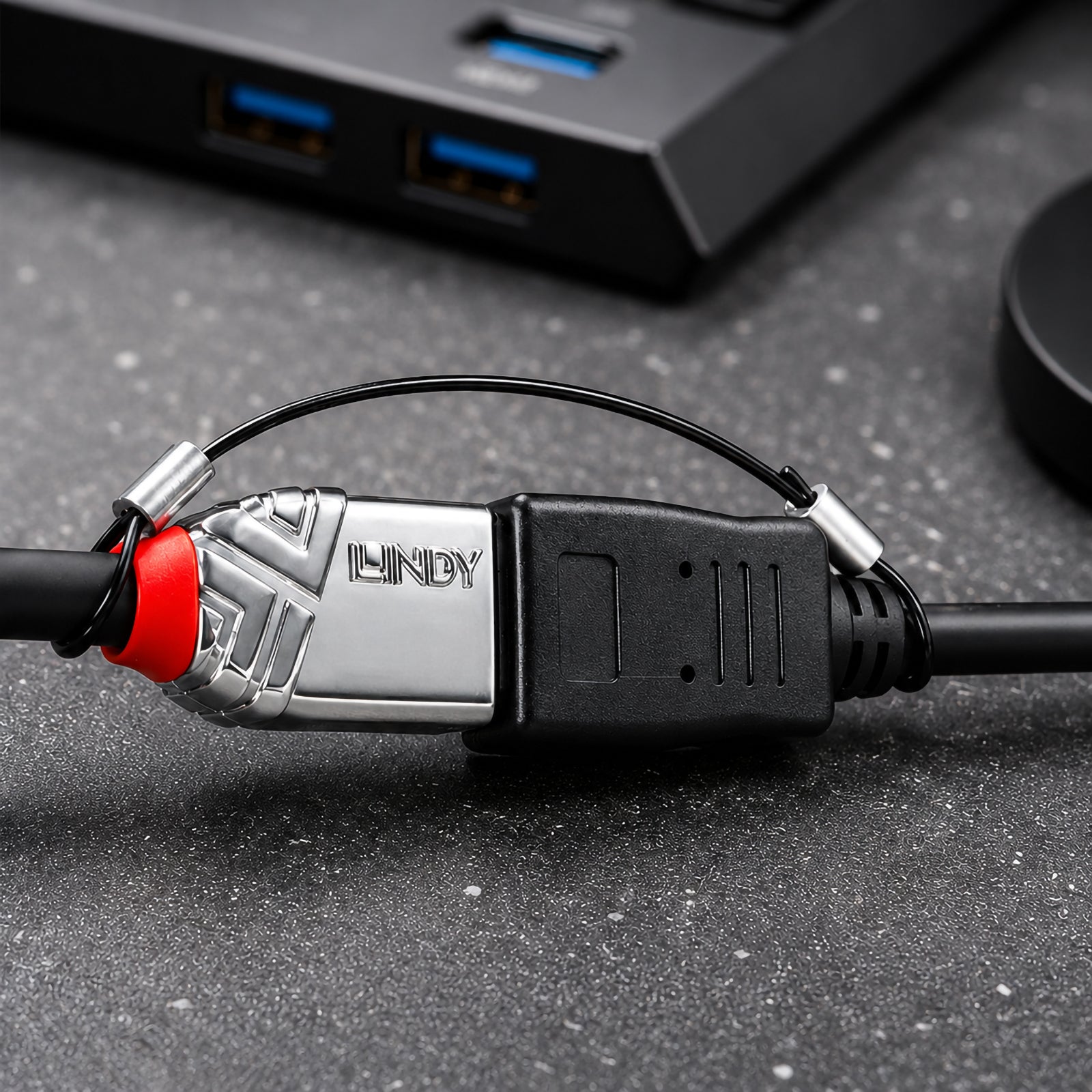 Lindy Cable Adapter Tethers Pack of 4 - image 4