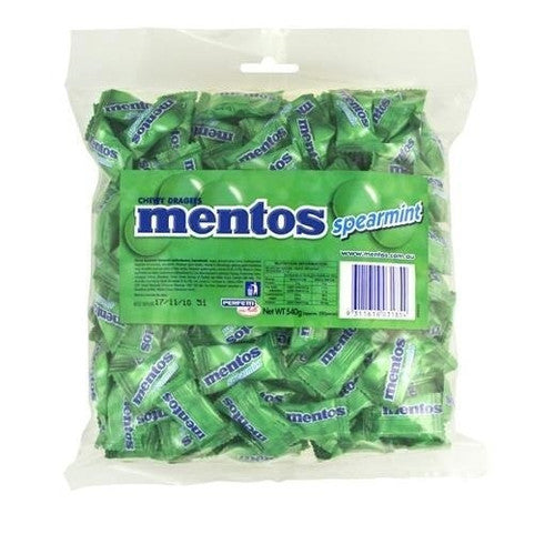 Mentos Spearmint Lollies 540g bulk pack of 200 individually wrapped pillow-pack spearmint lollies in a large resealable bag, front pack shot on white background