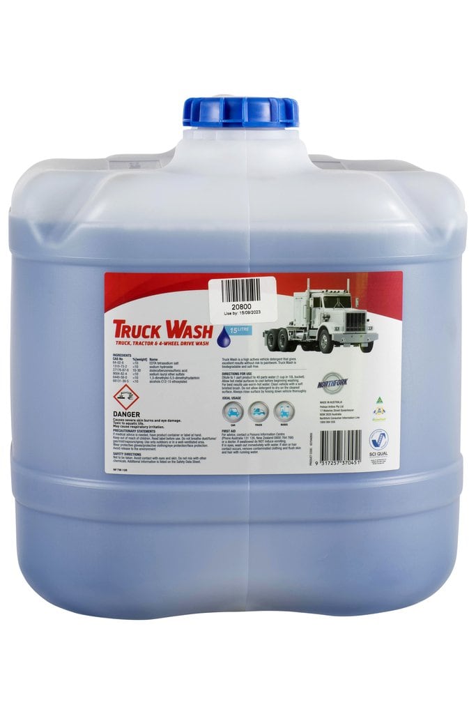 Back label of the Northfork Truck Wash 15 litre drum with directions and DANGER panel