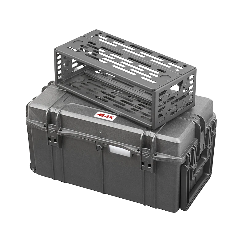 Panaro 3U compact rack frame resting on top of the closed MAX630 case