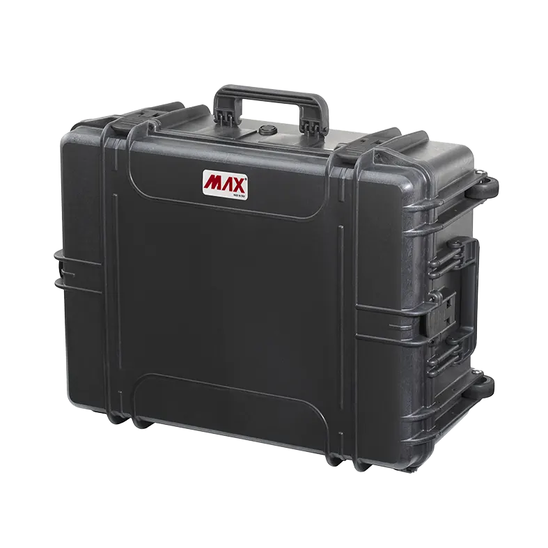 Front of the closed Panaro MAX620H250 case showing latches and the lower edge
