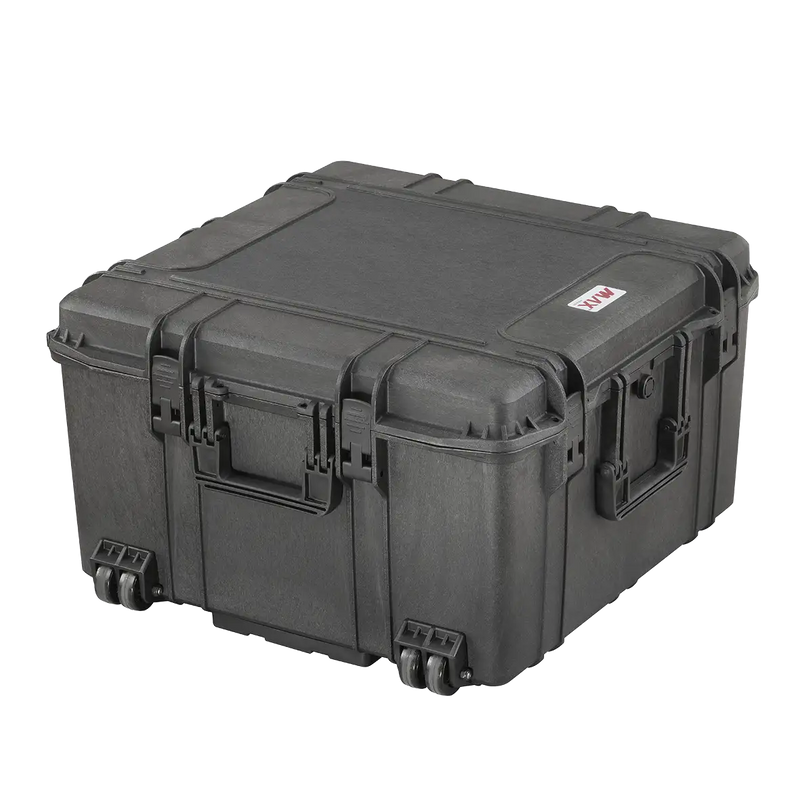 Closed Panaro MAX615 case at an angle with side handles, latches and wheels