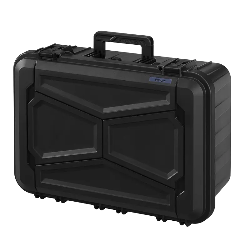 Closed Panaro EKO90D deep case at an angle with the faceted lid and carry handle