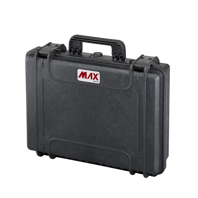 Panaro MAX465H125 waterproof case in black, closed front view showing latches and moulded shell