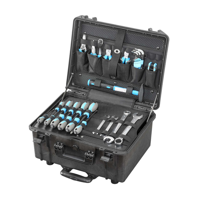 MAX465H220PATR open at an angle with screwdrivers and spanners on the front tool panel, pliers and hex keys in the lid pockets and the trolley pull handle below