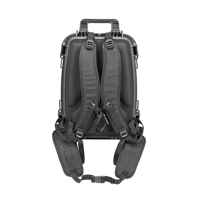 Panaro MAX485S from behind with both padded shoulder straps and the waist belt buckled