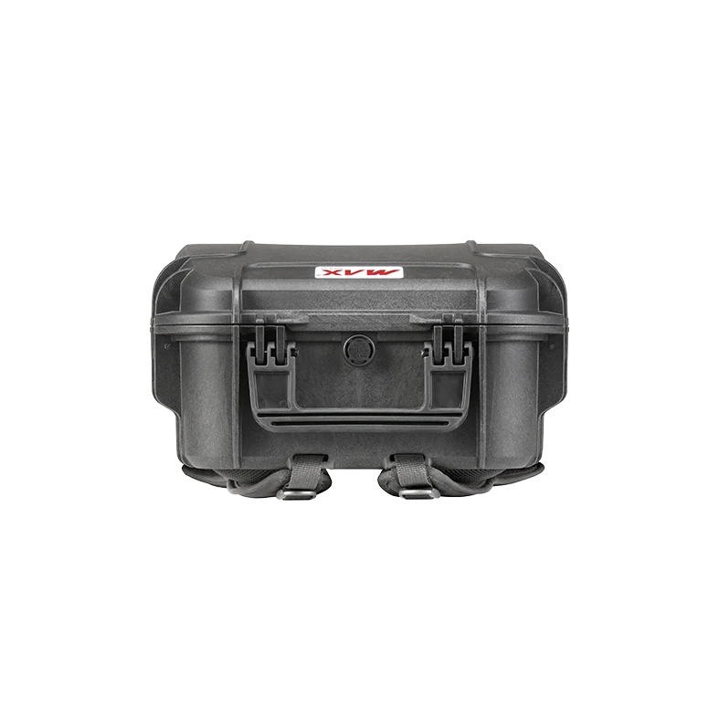 Front edge of the Panaro MAX485 showing two latches, the pressure valve and the moulded handle