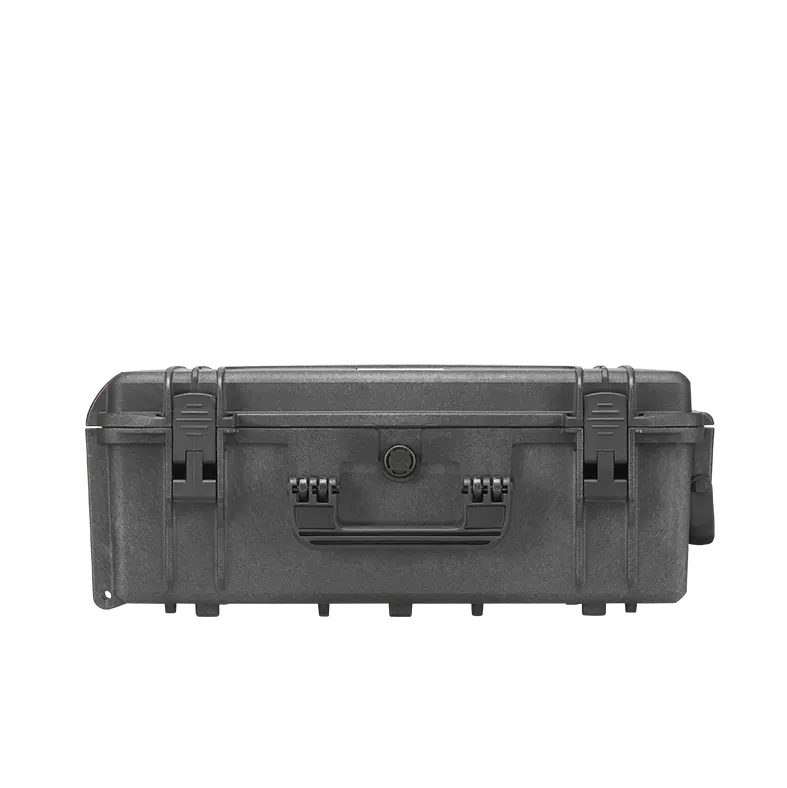 Front edge of the closed Panaro MAX520 showing the latches and pressure valve