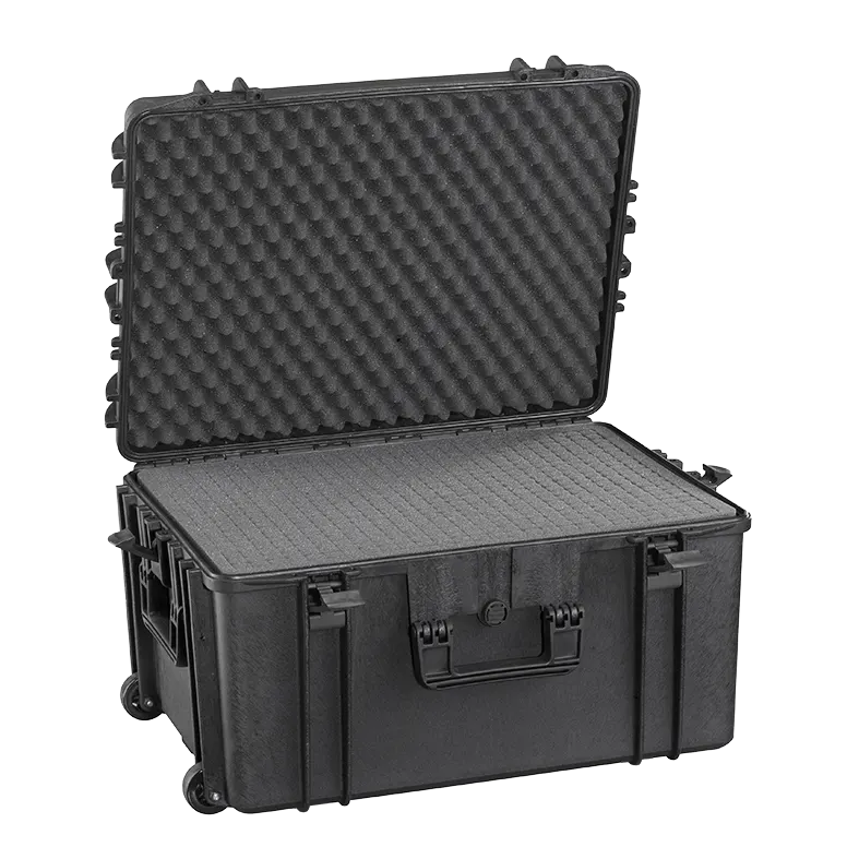 Panaro MAX620H340S waterproof case in black with Cubed Foam, closed front view showing latches and moulded shell