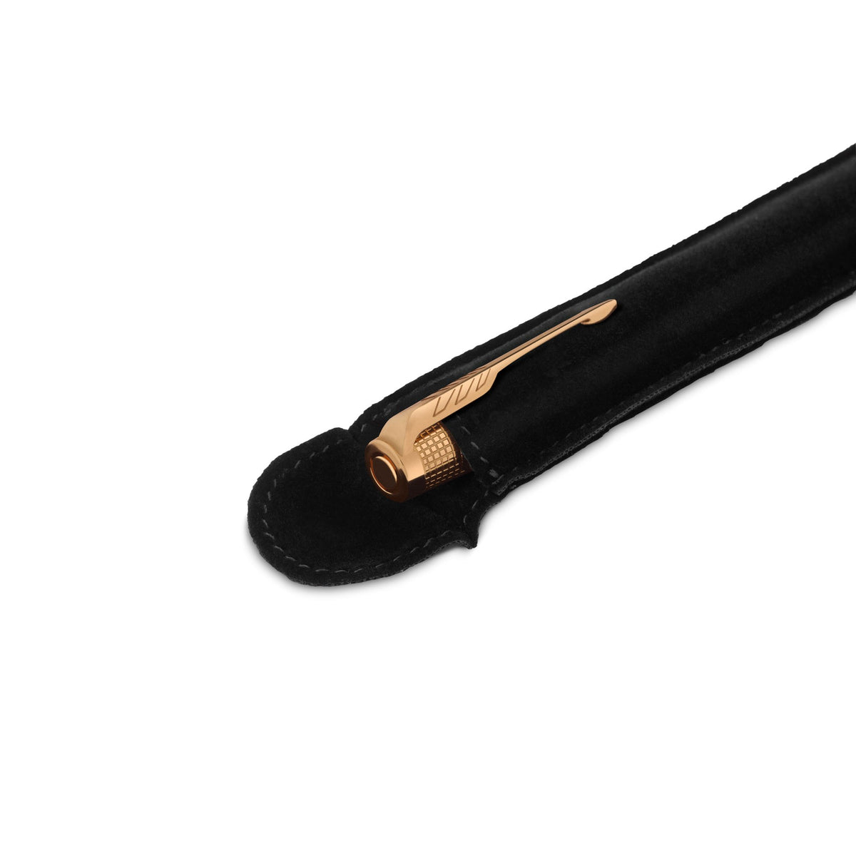 Gold arrow clip of the Ciselé fountain pen peeking out of its black fabric protective pouch
