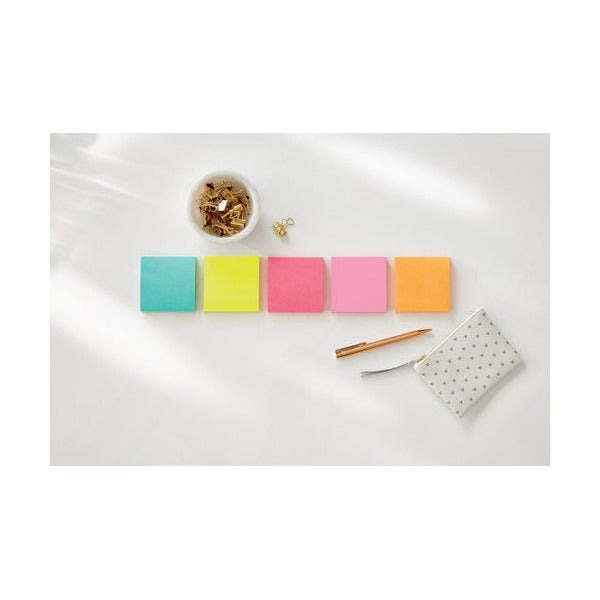 Post-it Super Sticky Miami 654-5SSMIA lifestyle view showing notes applied to office wall demonstrating strong 2x adhesive hold