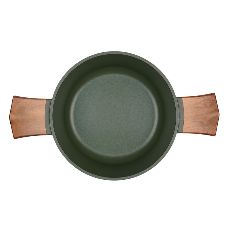 Top-down view into the Resto Sadr 20cm casserole, showing the Queenhome non-stick interior