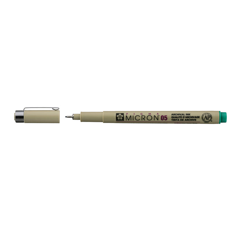 Sakura Pigma Micron 05 Green pen: uncapped side view with grey barrel printed Micron 05, cap with clip beside it