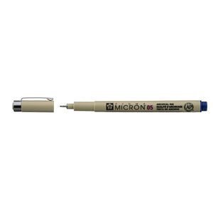 Sakura Pigma Micron 05 Royal Blue pen: uncapped side view with grey barrel printed Micron 05, cap with clip beside it