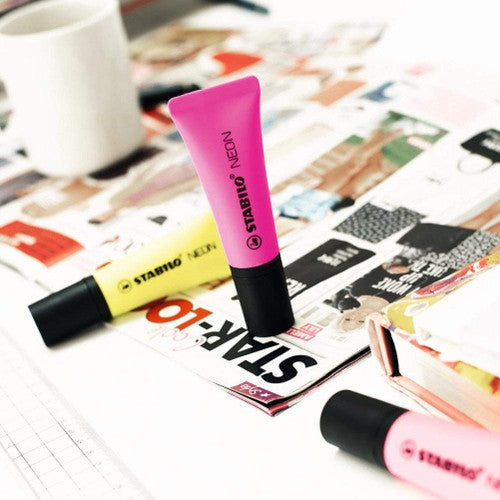 Stabilo Neon yellow highlighter used for fine underlining annotation at 2mm width