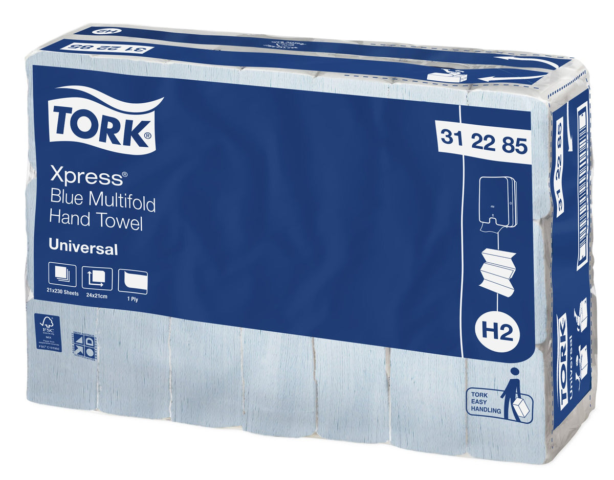 Tork Easy Handling carry pack of Tork Xpress Blue Multifold Hand Towel 312285 Universal, with the H2 badge, sheet count icons and FSC mark on the navy wrapper