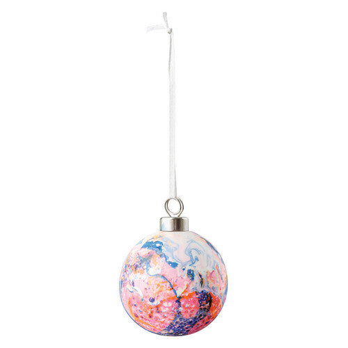 Zart Ceramic Baubles 6cm Pack of 10. Hand painting a Zart ceramic bauble with porcelain marker