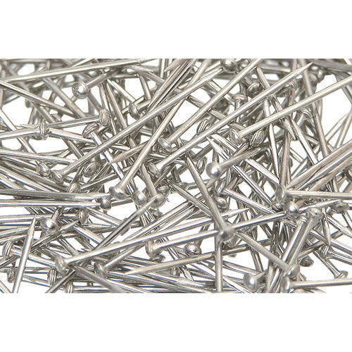 Zart Lill Pins 15mm 100g. Close-up of Zart 15mm Lill Pins showing pin size and quantity