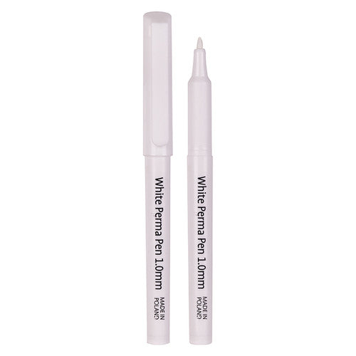 Pack of 20 Zart white permanent markers arranged together