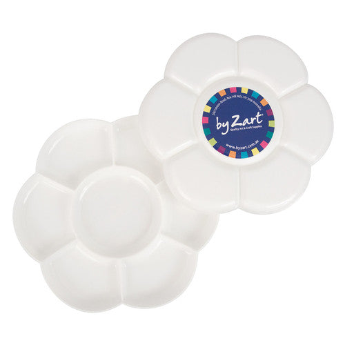 Zart Plastic Daisy Palette with lid, 16cm diameter, showing 6 outer wells and central mixing well