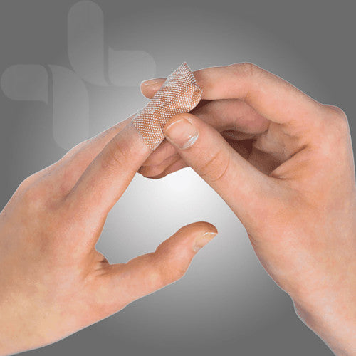 Aeroplast Premium Fabric Regular Fingertip Dressings 6 x 4.5cm Box of 40 Pack of 12