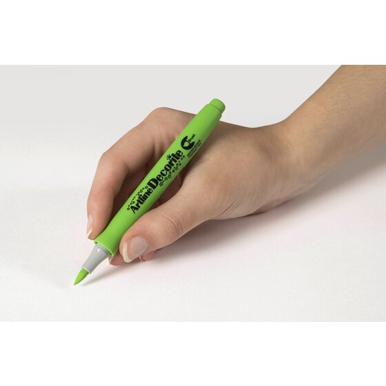 Hand writing with an Artline Decorite Brush Yellow Green marker