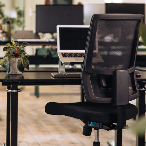 Buro Mantra Mesh Back Chair Without Arms Black