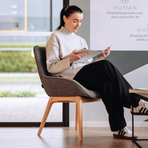 Konfurb Neo Chair Everyday 4-Leg Wood Base Keylargo Ash