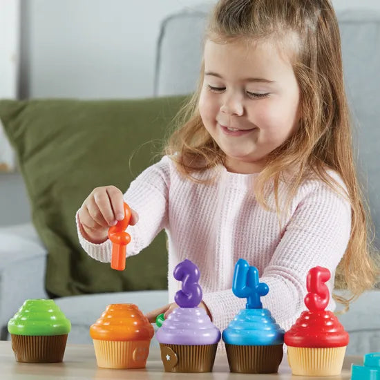 Snap-n-Learn Counting Cupcakes-2